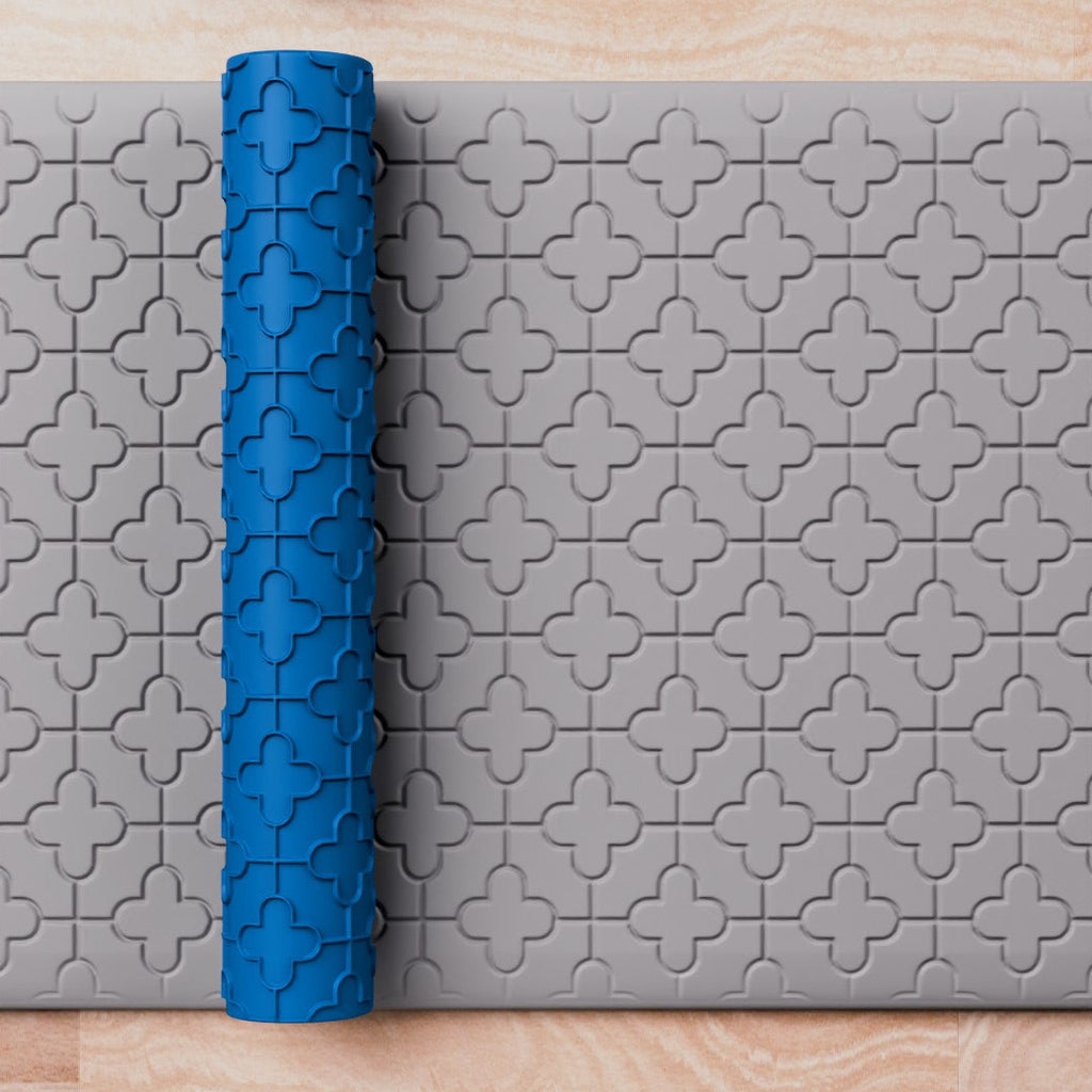 أسطوانة نسيج بنقوش تقليدية